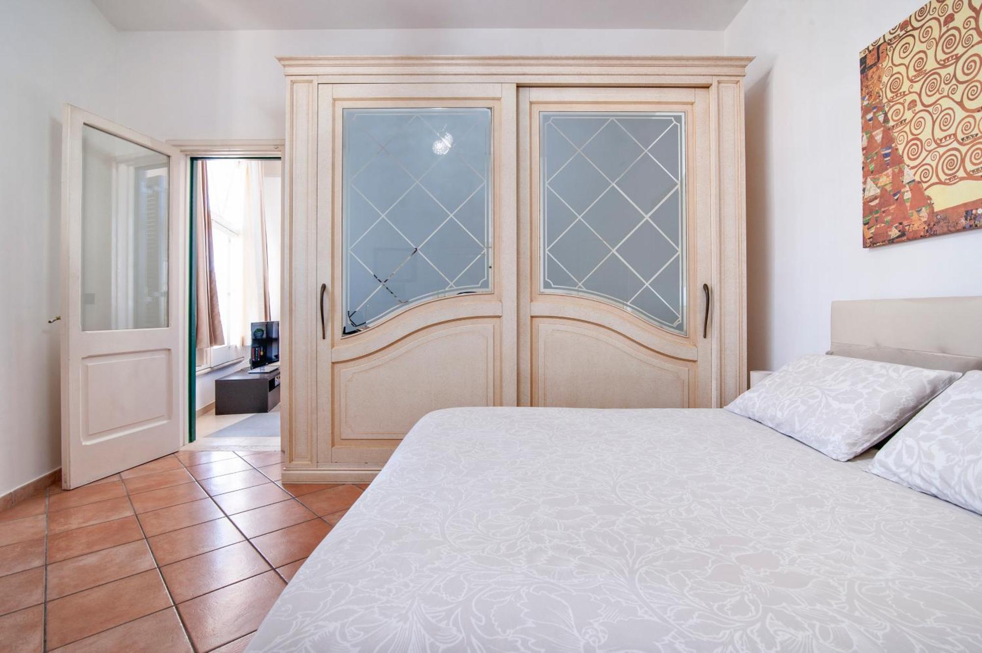 The Golden Hour, Luxury Apartment With A Panoramic View Lecce Ngoại thất bức ảnh