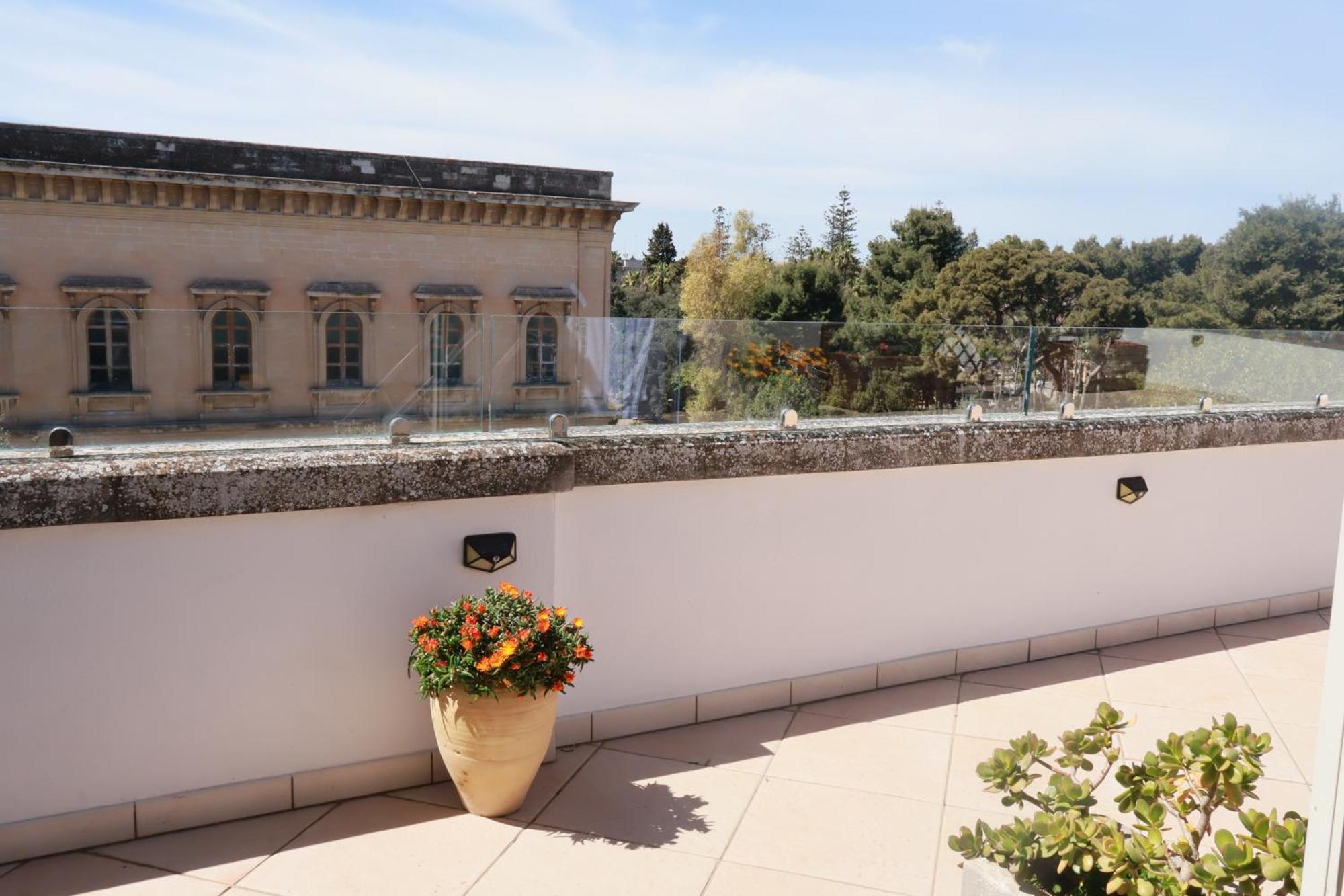 The Golden Hour, Luxury Apartment With A Panoramic View Lecce Ngoại thất bức ảnh